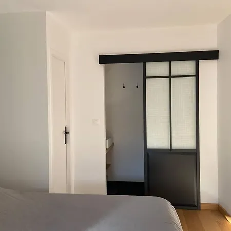 Le Clos Du Mesnil, Logement Totalement Independant Le Tourne Exterior foto