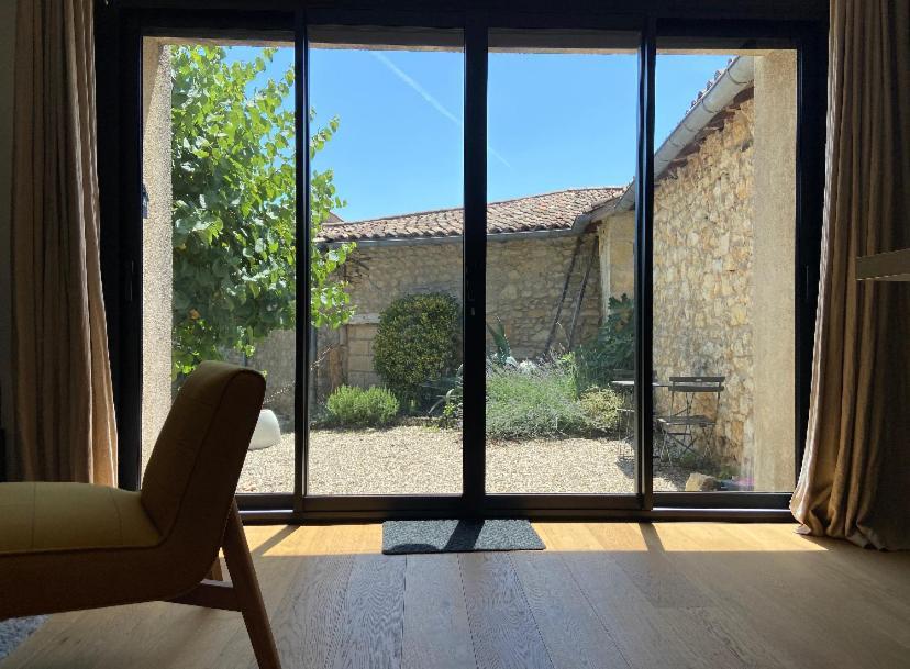 Apartment Le Clos Du Mesnil, Totalement Independant Le Tourne